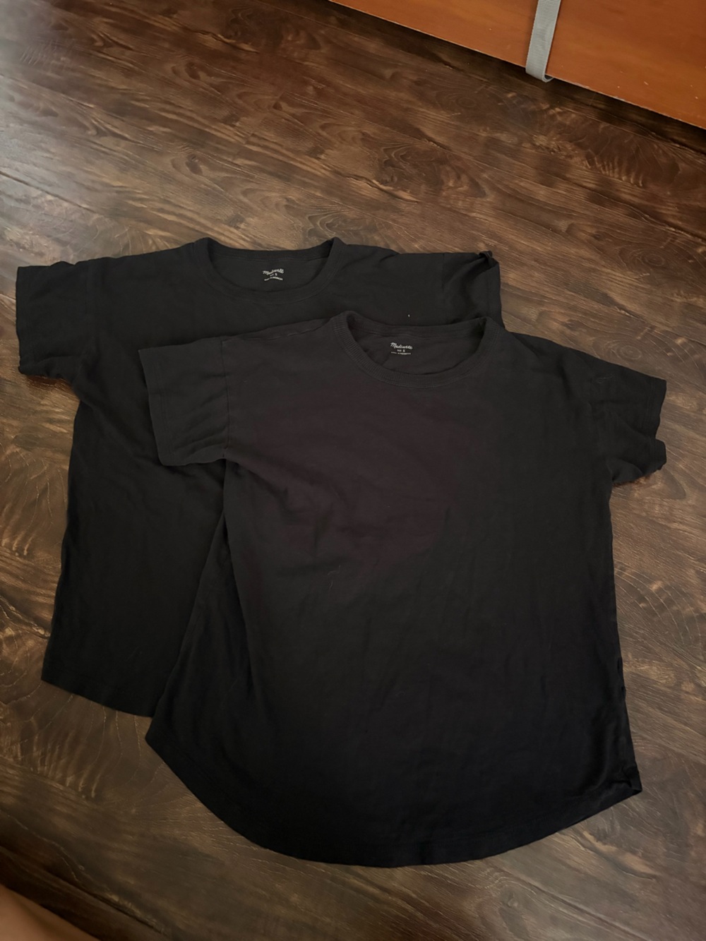 2 Madewell size S women's Soft black crewneck